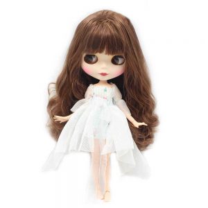 Why are Blythe dolls so expensive? 1