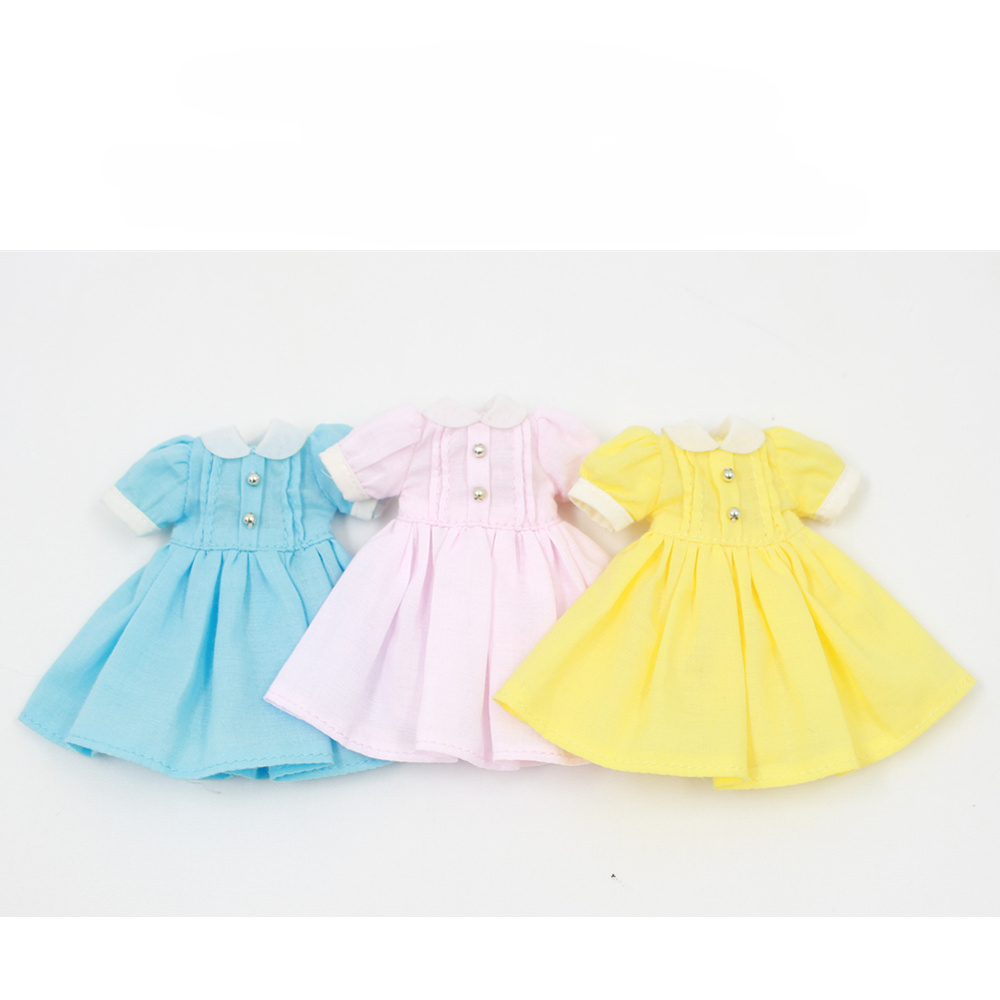 Middie Blythe Doll Smocked Cotton Dress with White Collar 1