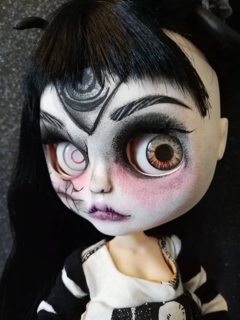 Medusa - Custom Blythe Doll One-Of-A-Kind OOAK Sold-out Custom Blythes