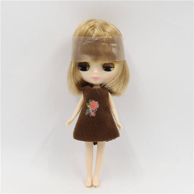 Petite Blythe Doll with Blonde Hair, Sleepy Eyes & Bendable Body Petite Blythe Dolls