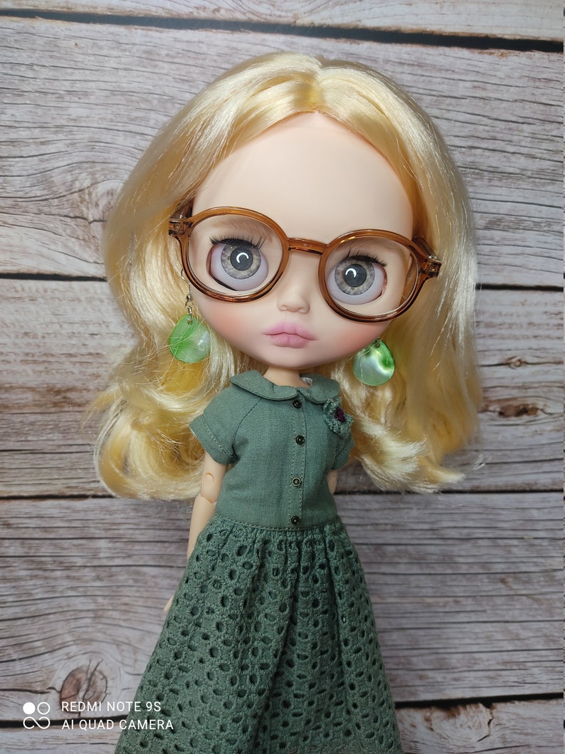 Doris – Custom Blythe Doll One-Of-A-Kind OOAK Custom OOAK Blythe Doll