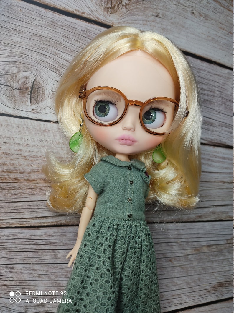 Doris – Custom Blythe Doll One-Of-A-Kind OOAK Custom OOAK Blythe Doll