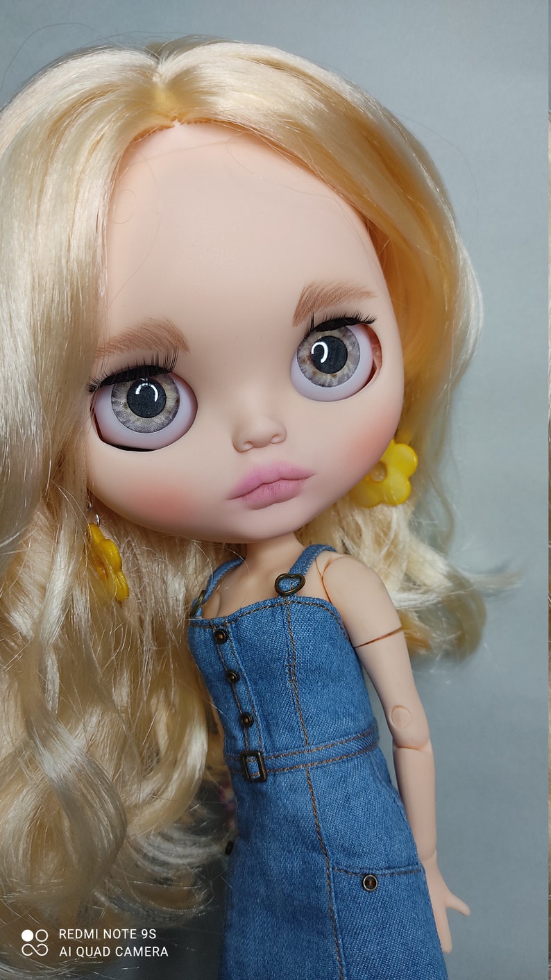 Doris – Custom Blythe Doll One-Of-A-Kind OOAK Custom OOAK Blythe Doll