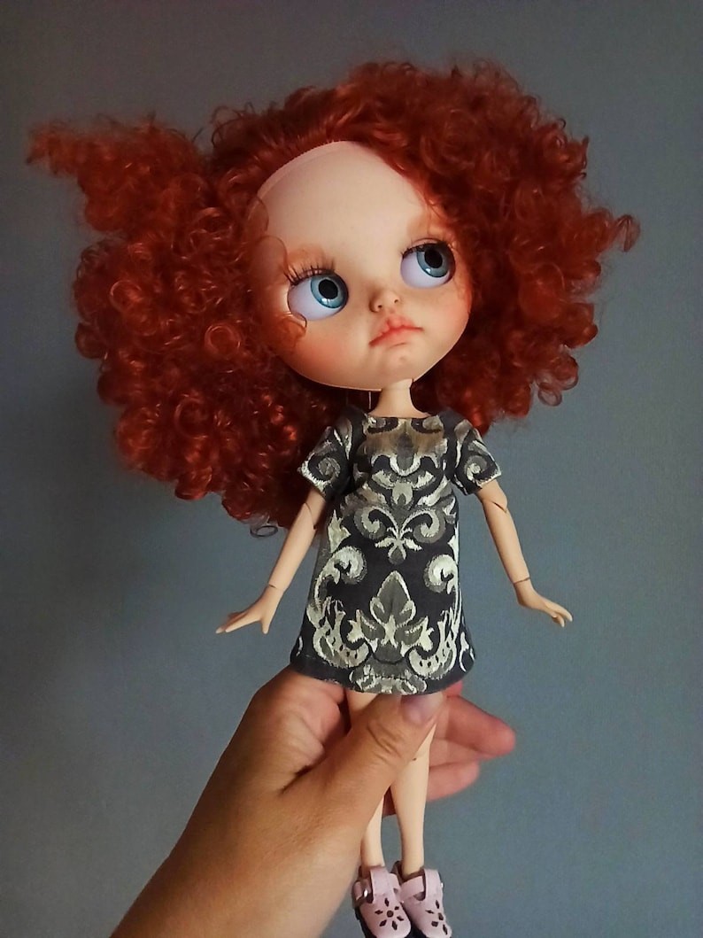 Holly - Custom Blythe Monyeka nga Usa ka Usa ka Matahom nga OOAK Custom OOAK Blythe Doll