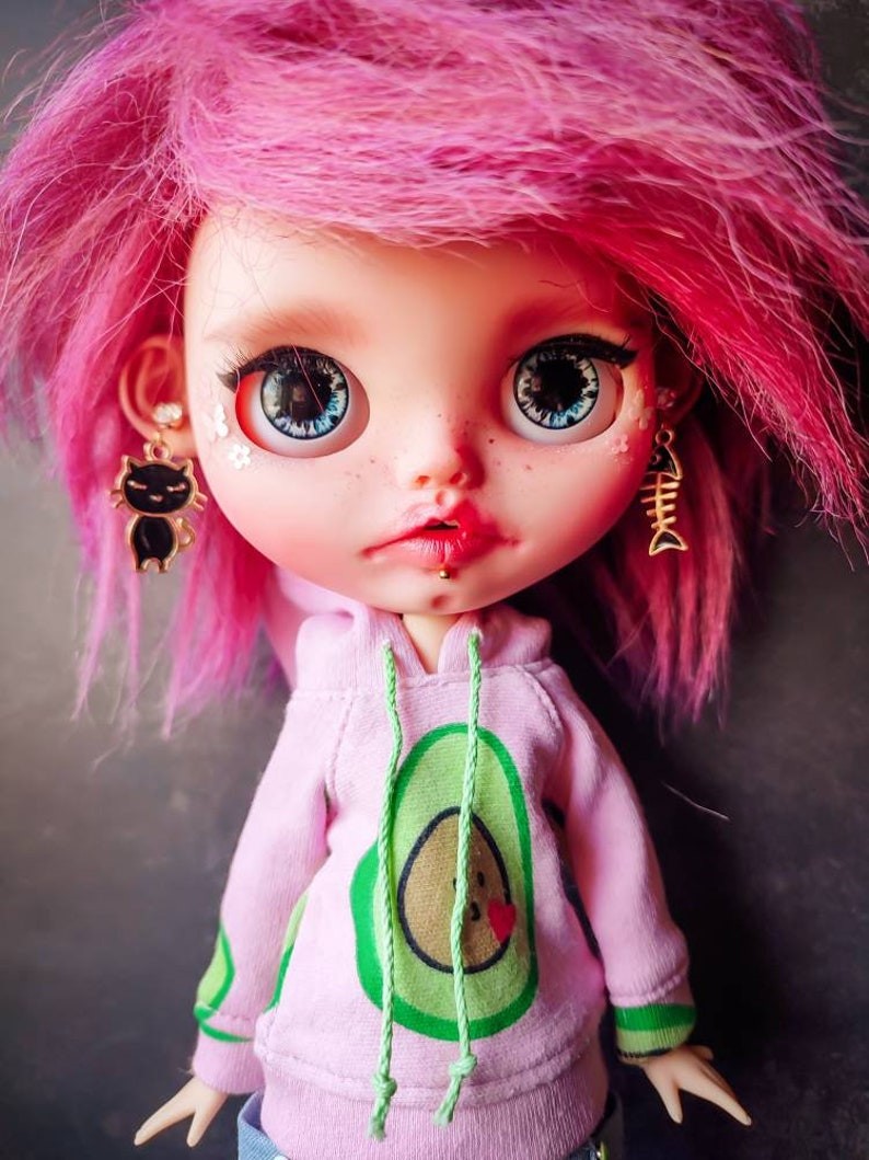 Anastasia – Custom Blythe Doll One-Of-A-Kind OOAK Custom OOAK Blythe Doll