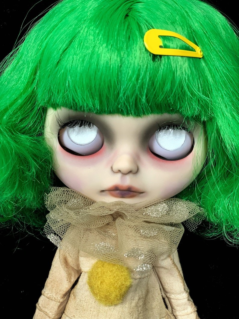 Avery – Custom Blythe Doll One-Of-A-Kind OOAK Custom OOAK Blythe Doll