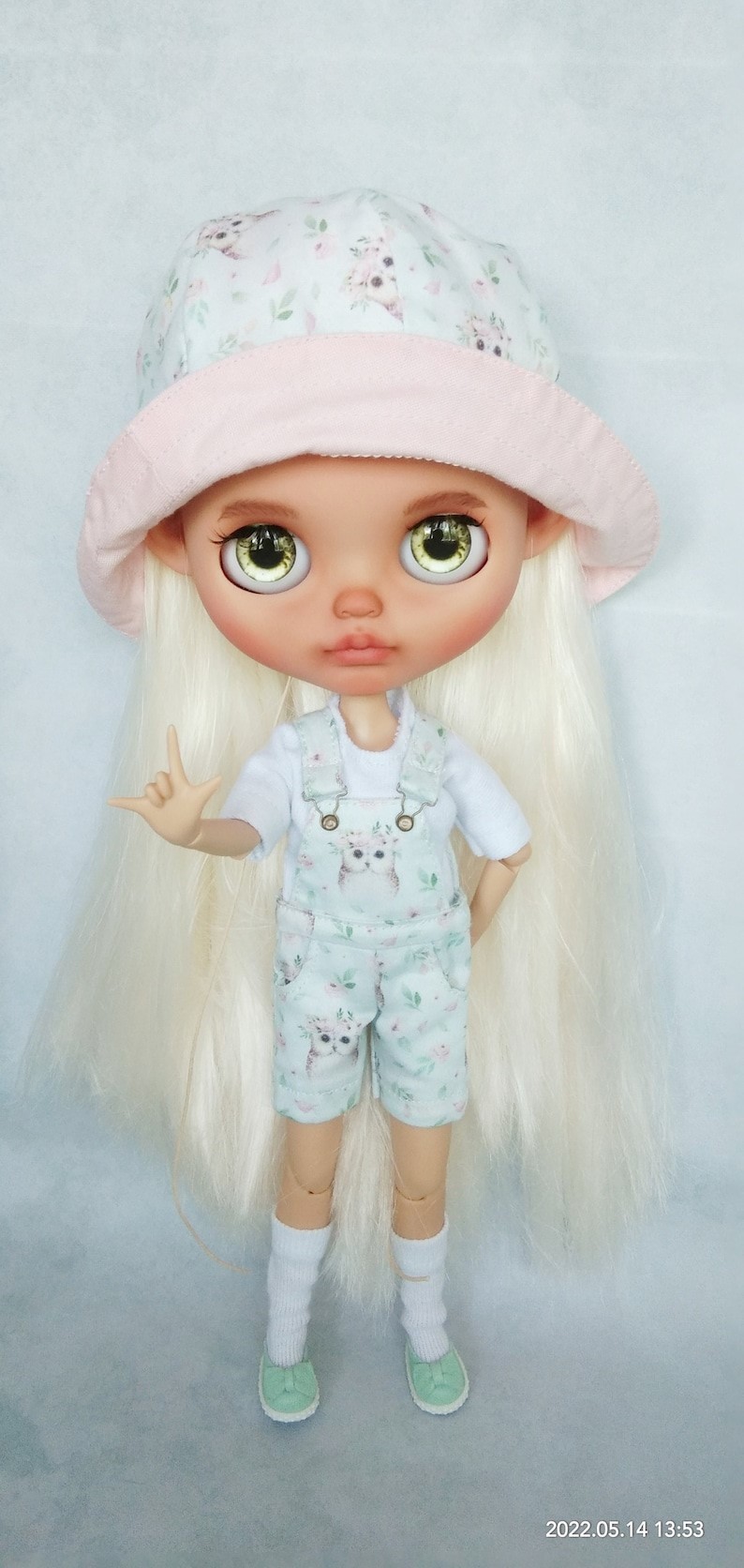 Elizabeth – Custom Blythe Doll One-Of-A-Kind OOAK 