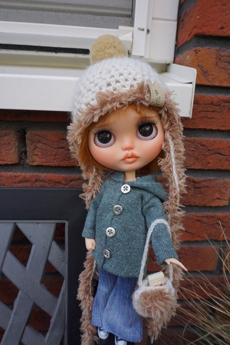 Ellie – Custom Blythe Doll One-Of-A-Kind OOAK Custom OOAK Blythe Doll
