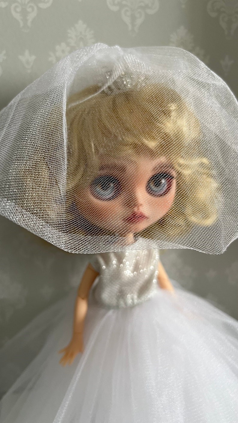 Emily – Custom Blythe Doll One-Of-A-Kind OOAK Custom OOAK Blythe Doll