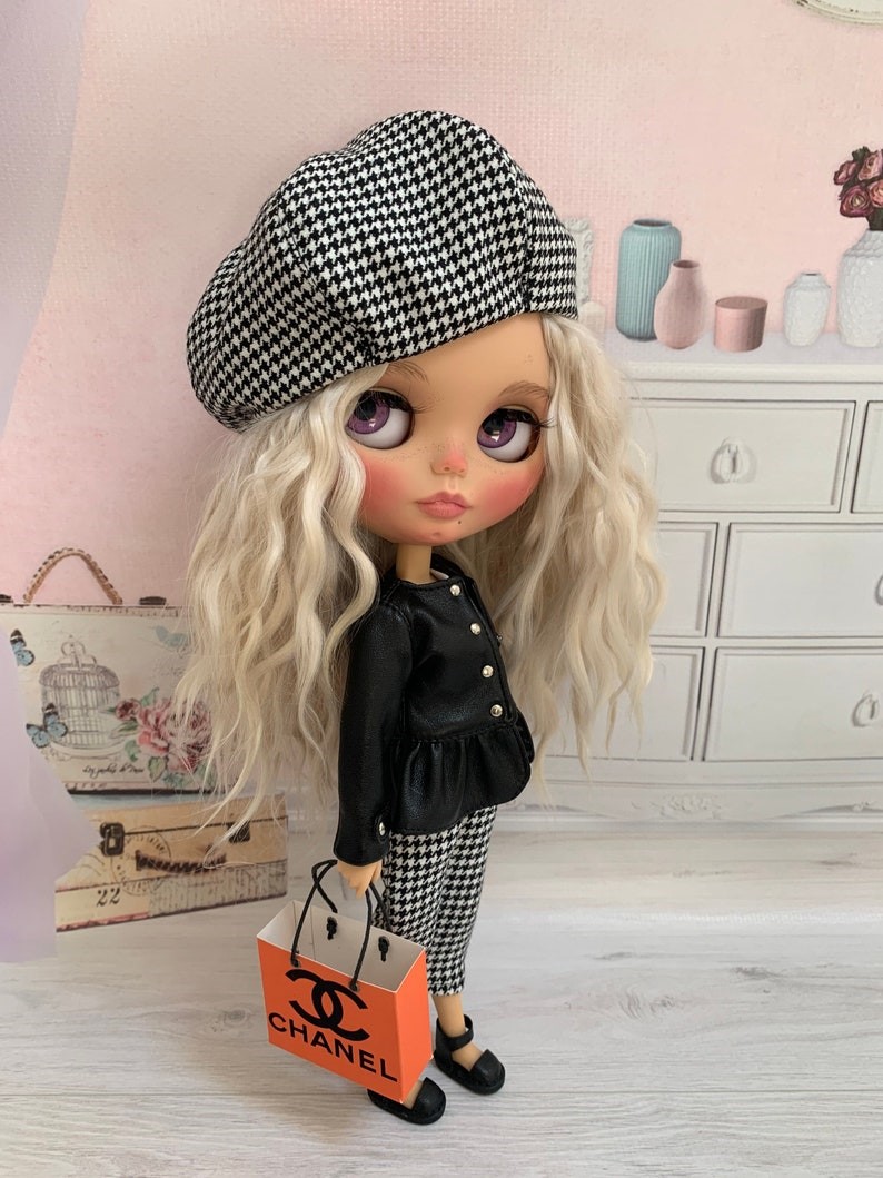 Everly – Custom Blythe Doll One-Of-A-Kind OOAK Custom OOAK Blythe Doll
