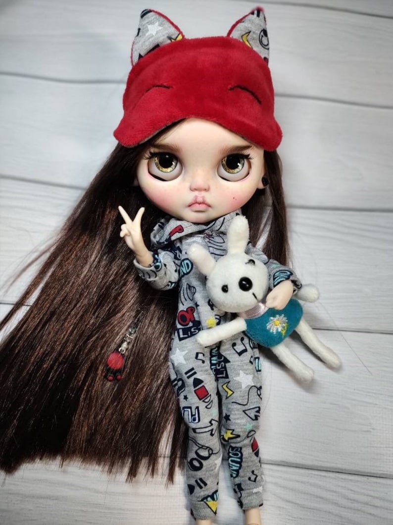 Grace – Custom Blythe Doll One-Of-A-Kind OOAK Custom OOAK Blythe Doll