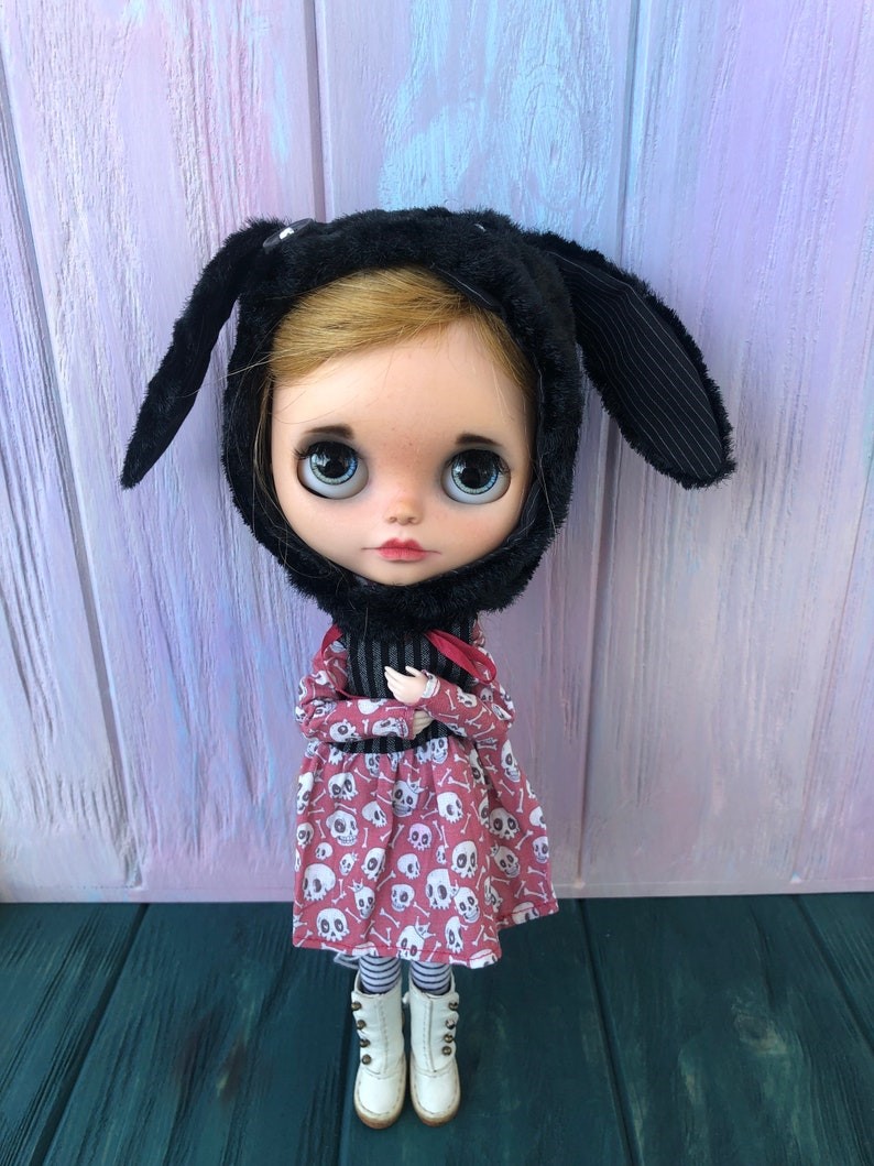 Ivy – Custom Blythe Doll One-Of-A-Kind OOAK Custom OOAK Blythe Doll