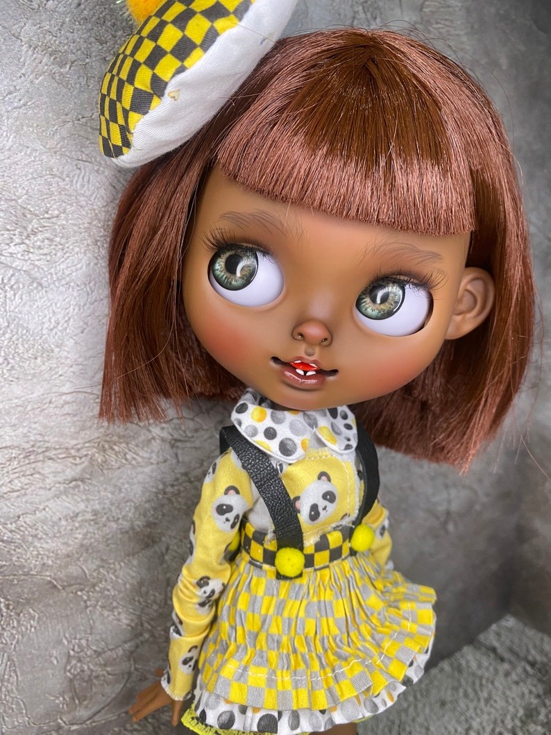 Khloe – Custom Blythe Doll One-Of-A-Kind OOAK Custom OOAK Blythe Doll