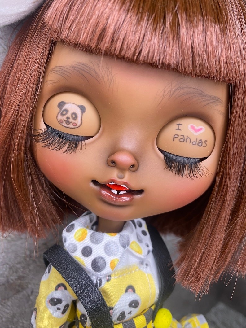Khloe – Custom Blythe Doll One-Of-A-Kind OOAK Custom OOAK Blythe Doll