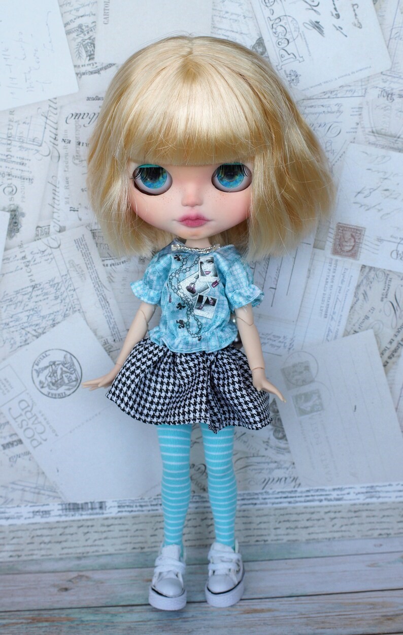 Layla – Custom Blythe Doll One-Of-A-Kind OOAK Custom OOAK Blythe Doll