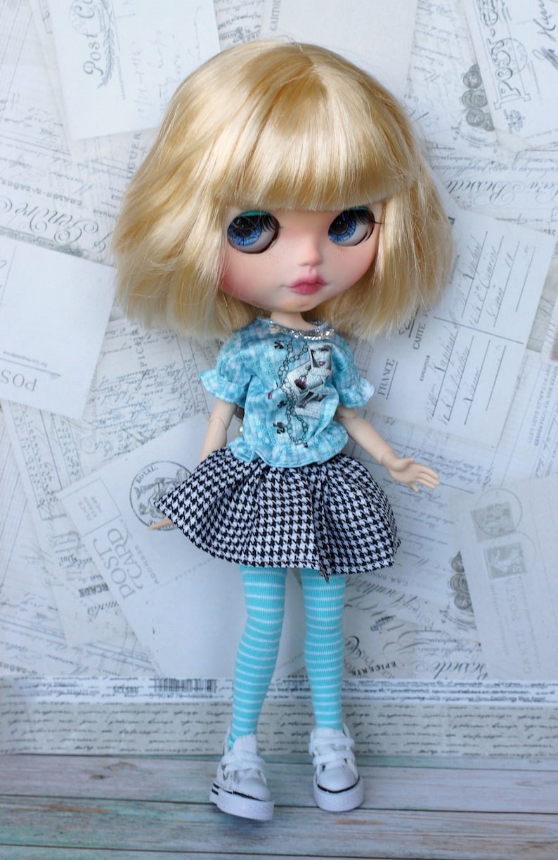 Layla – Custom Blythe Doll One-Of-A-Kind OOAK Custom OOAK Blythe Doll