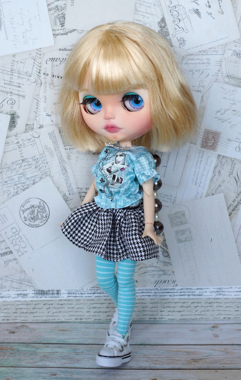 Layla – Custom Blythe Doll One-Of-A-Kind OOAK Custom OOAK Blythe Doll