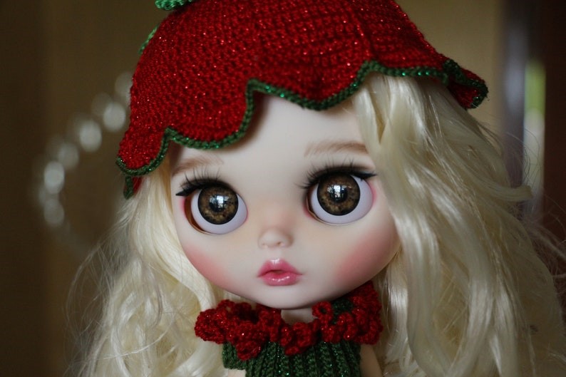 Lillian – Custom Blythe Doll One-Of-A-Kind OOAK Custom OOAK Blythe Doll