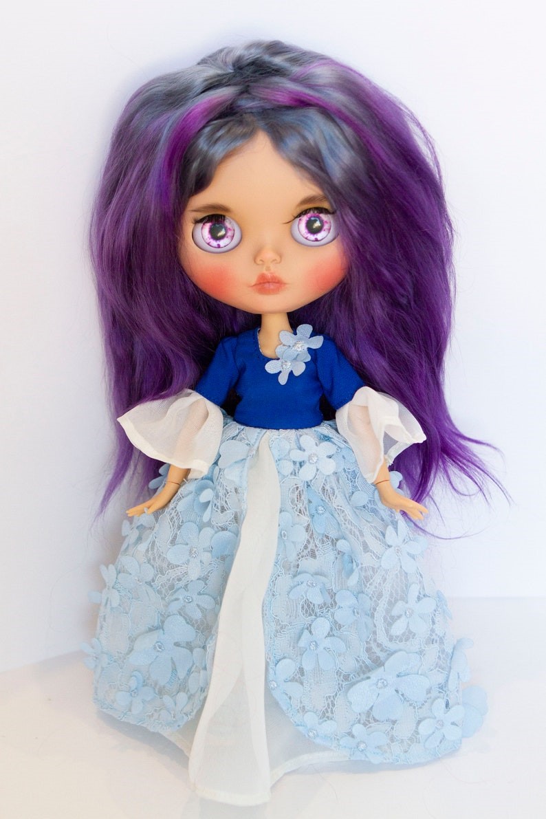 Mia – Custom Blythe Doll One-Of-A-Kind OOAK Custom OOAK Blythe Doll