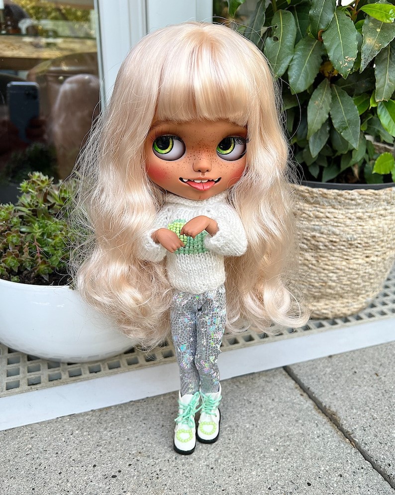 Riley – Custom Blythe Doll One-Of-A-Kind OOAK Custom OOAK Blythe Doll