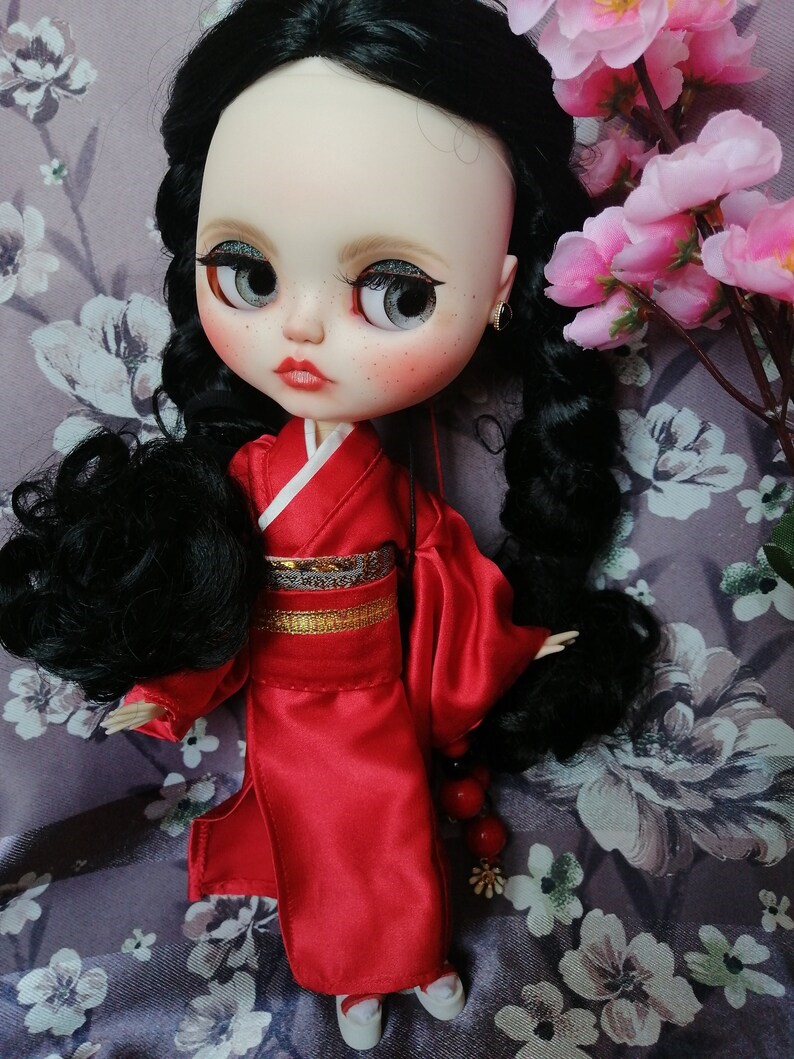 Yui – Custom Blythe Doll One-Of-A-Kind OOAK Custom OOAK Blythe Doll