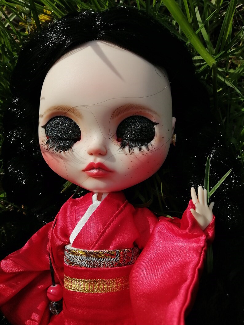Yui – Custom Blythe Doll One-Of-A-Kind OOAK Custom OOAK Blythe Doll