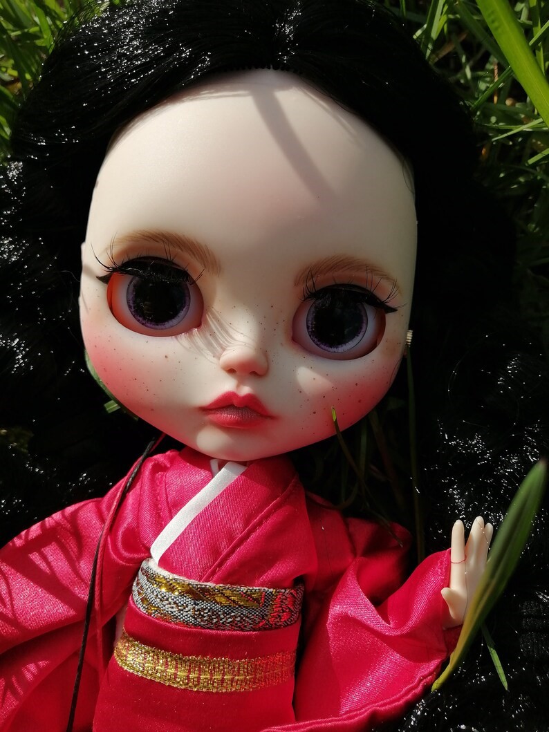 Yui – Custom Blythe Doll One-Of-A-Kind OOAK Custom OOAK Blythe Doll