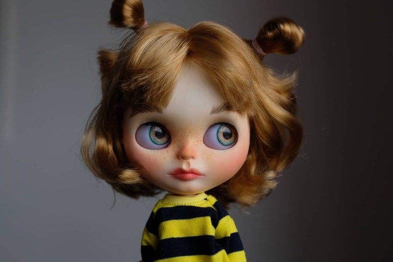 Alice – Custom Blythe Doll One-Of-A-Kind OOAK Custom OOAK Blythe Doll