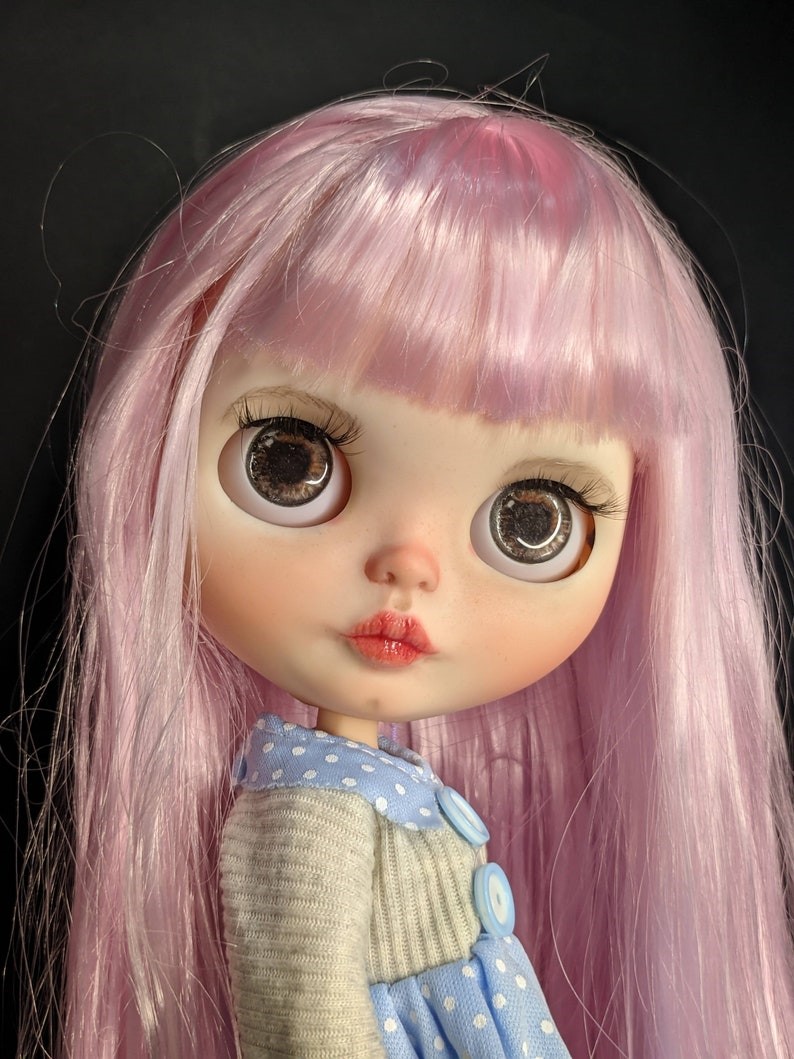 Alicia – Custom Blythe Doll One-Of-A-Kind OOAK Custom OOAK Blythe Doll