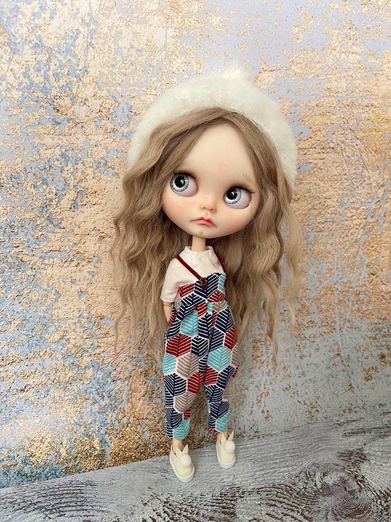Allie – Custom Blythe Doll One-Of-A-Kind OOAK Custom OOAK Blythe Doll