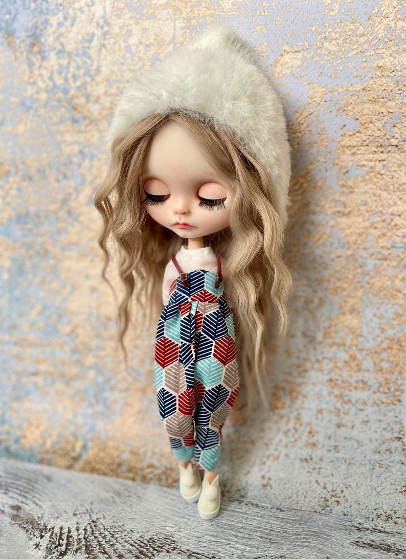 Allie – Custom Blythe Doll One-Of-A-Kind OOAK Custom OOAK Blythe Doll