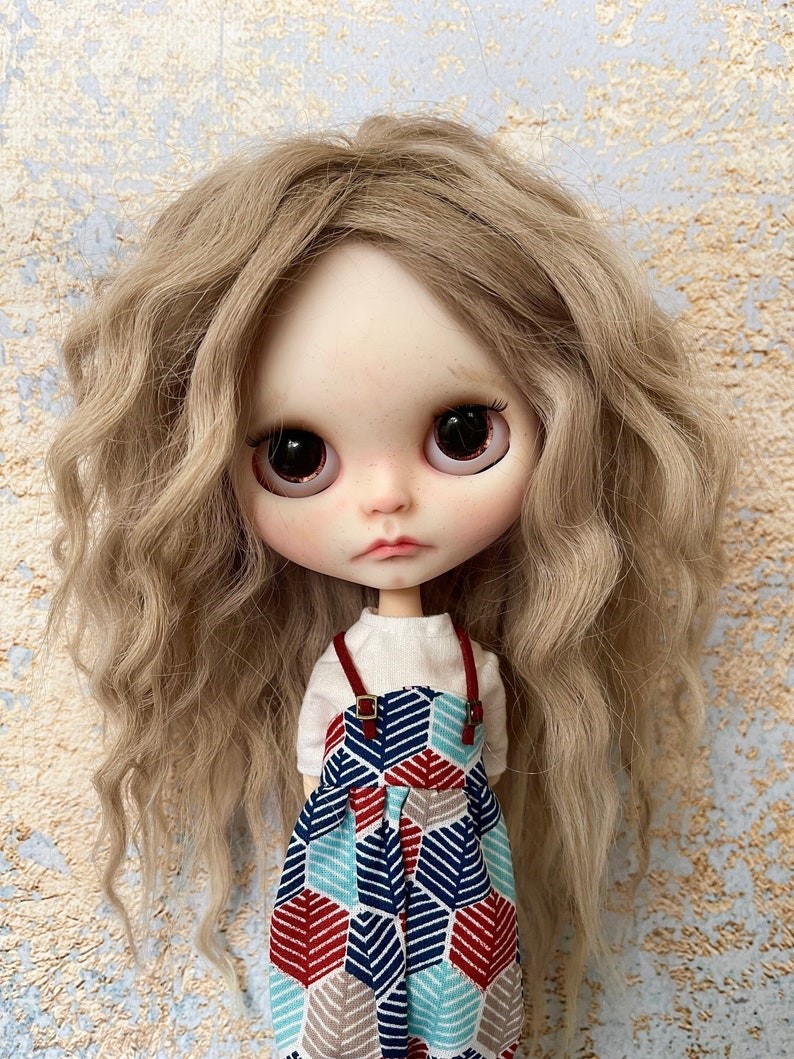 Allie – Custom Blythe Doll One-Of-A-Kind OOAK Custom OOAK Blythe Doll