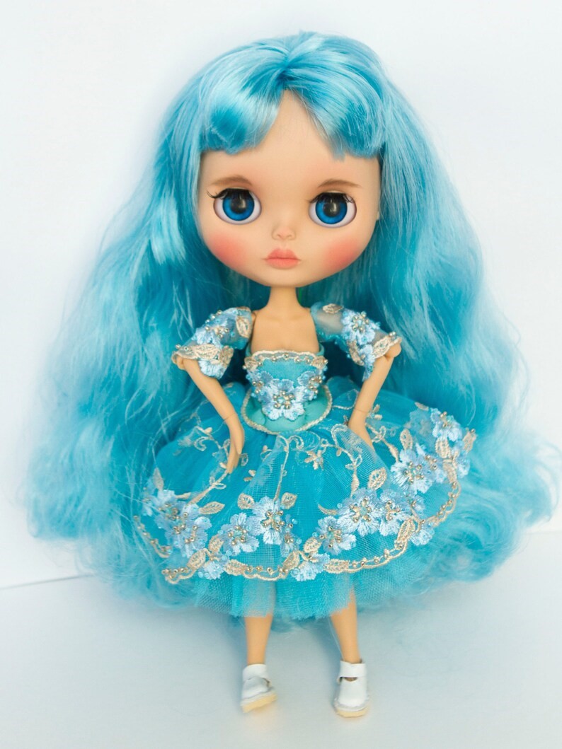 Anaya – Custom Blythe Doll One-Of-A-Kind OOAK Custom OOAK Blythe Doll