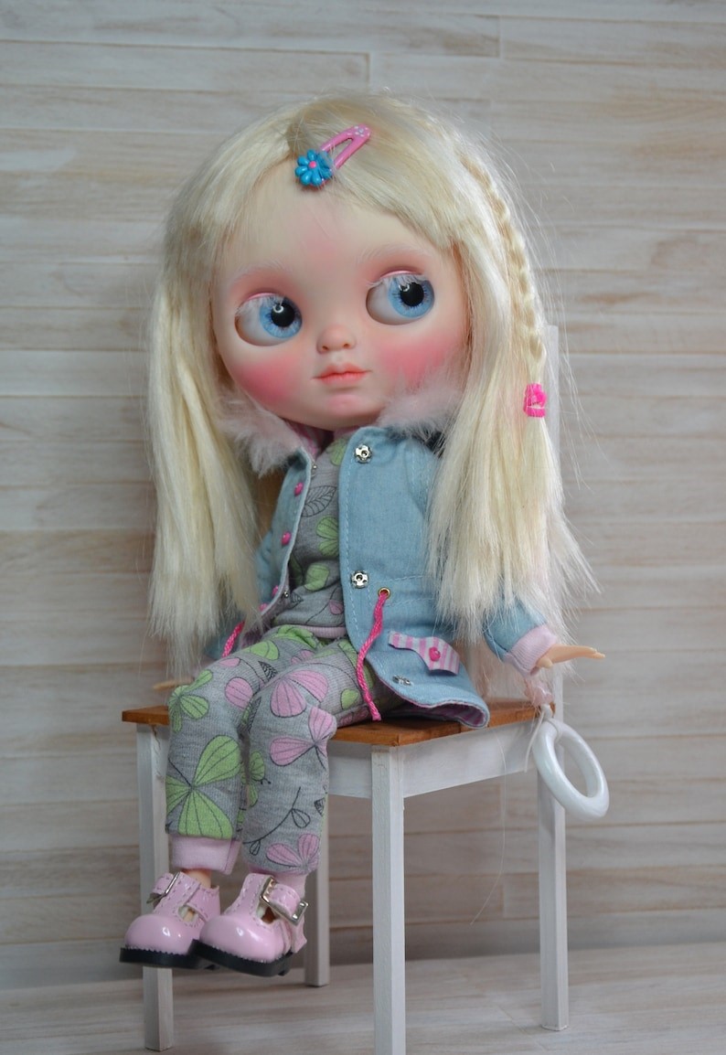 Audrey – Custom Blythe Doll One-Of-A-Kind OOAK Custom OOAK Blythe Doll