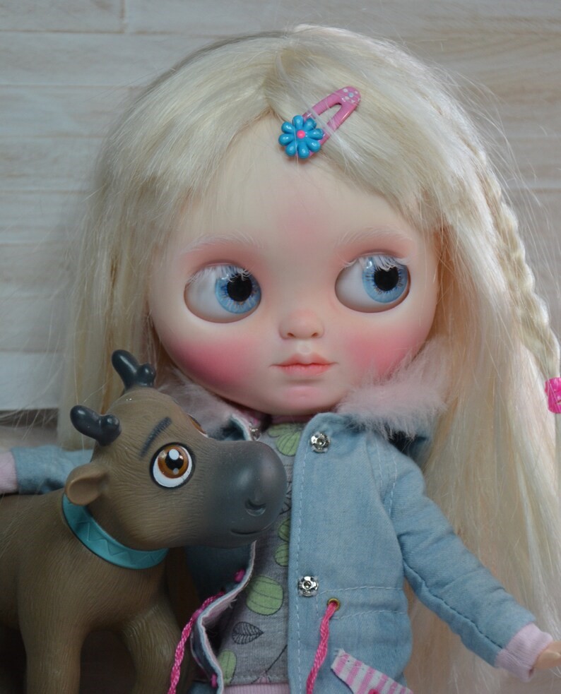 Audrey – Custom Blythe Doll One-Of-A-Kind OOAK Custom OOAK Blythe Doll