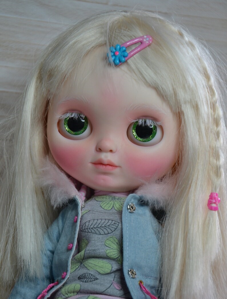 Audrey – Custom Blythe Doll One-Of-A-Kind OOAK Custom OOAK Blythe Doll
