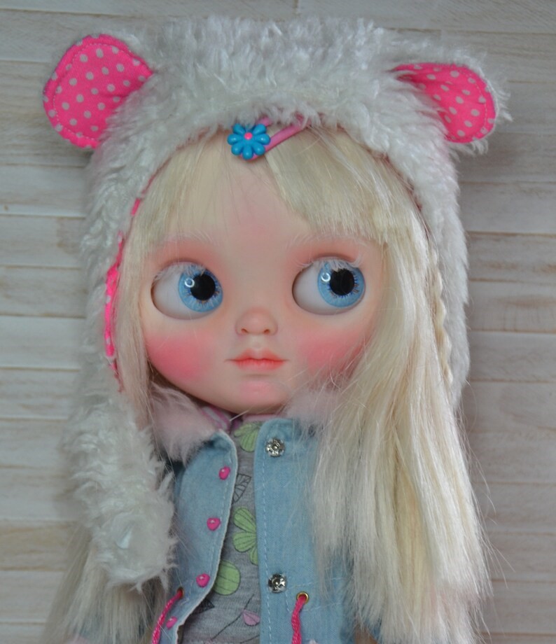 Audrey – Custom Blythe Doll One-Of-A-Kind OOAK Custom OOAK Blythe Doll