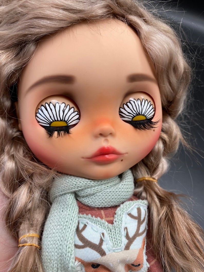 Charleigh – Custom Blythe Doll One-Of-A-Kind OOAK Custom OOAK Blythe Doll