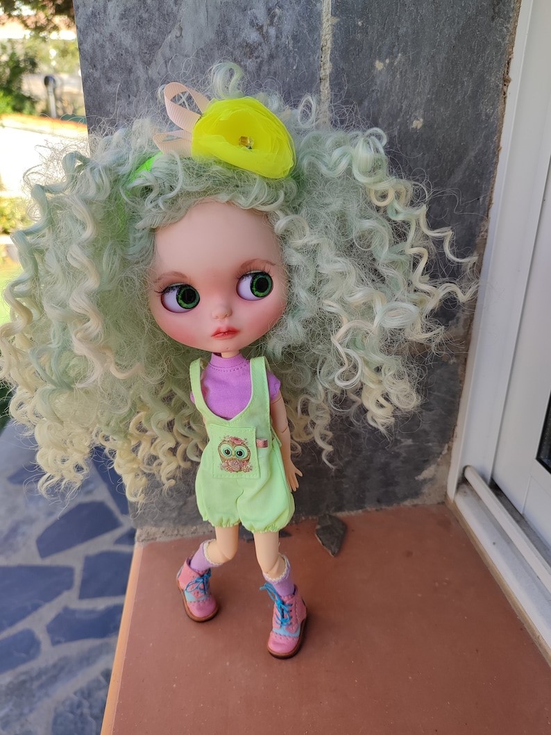 Claire – Custom Blythe Doll One-Of-A-Kind OOAK Custom OOAK Blythe Doll