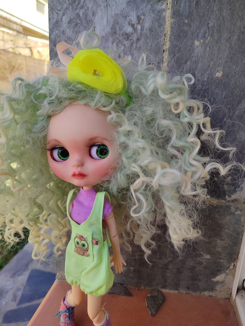 Claire – Custom Blythe Doll One-Of-A-Kind OOAK Custom OOAK Blythe Doll