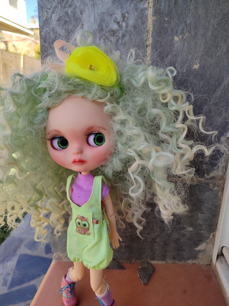 Claire – Custom Blythe Doll One-Of-A-Kind OOAK Custom OOAK Blythe Doll