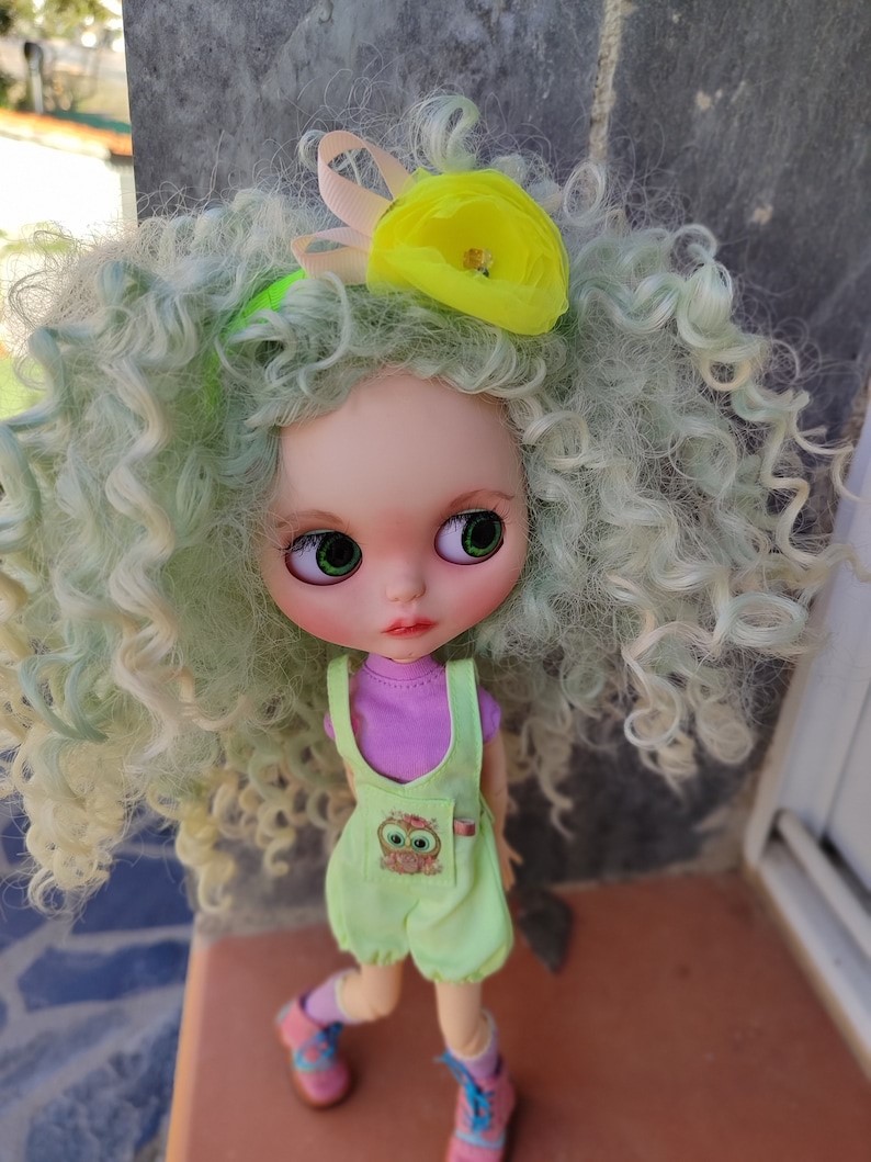 Claire – Custom Blythe Doll One-Of-A-Kind OOAK Custom OOAK Blythe Doll