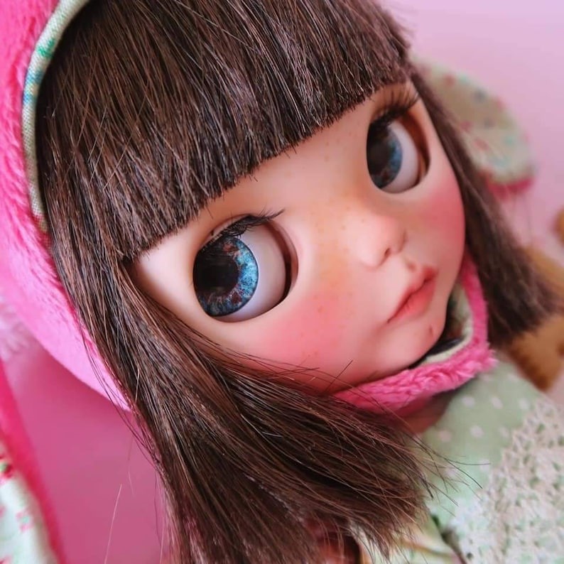 Eve – Custom Blythe Doll One-Of-A-Kind OOAK