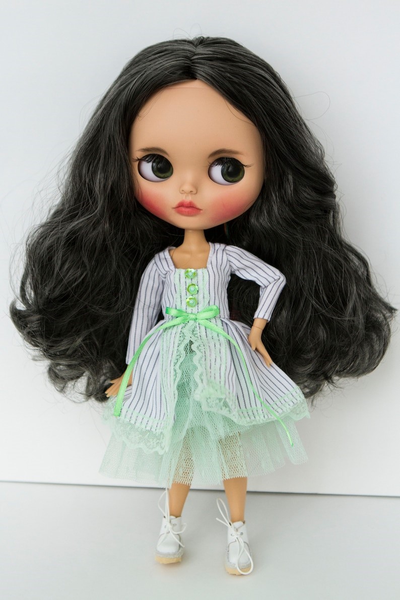 Gwendolyn – Custom Blythe Doll One-Of-A-Kind OOAK Custom OOAK Blythe Doll
