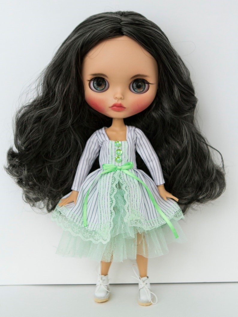 Gwendolyn – Custom Blythe Doll One-Of-A-Kind OOAK Custom OOAK Blythe Doll