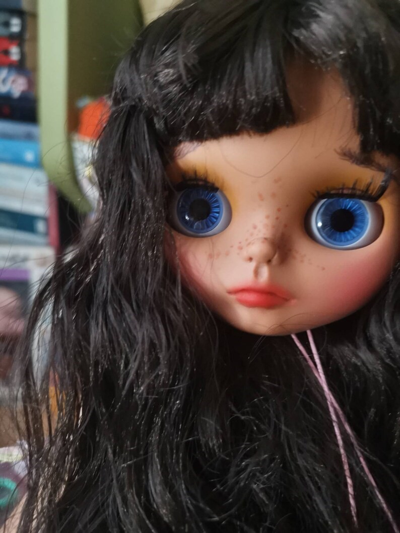 Jennifer – Custom Blythe Doll One-Of-A-Kind OOAK 