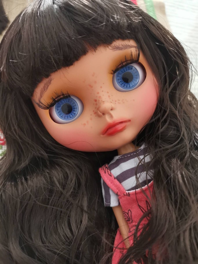 Jennifer – Custom Blythe Doll One-Of-A-Kind OOAK 
