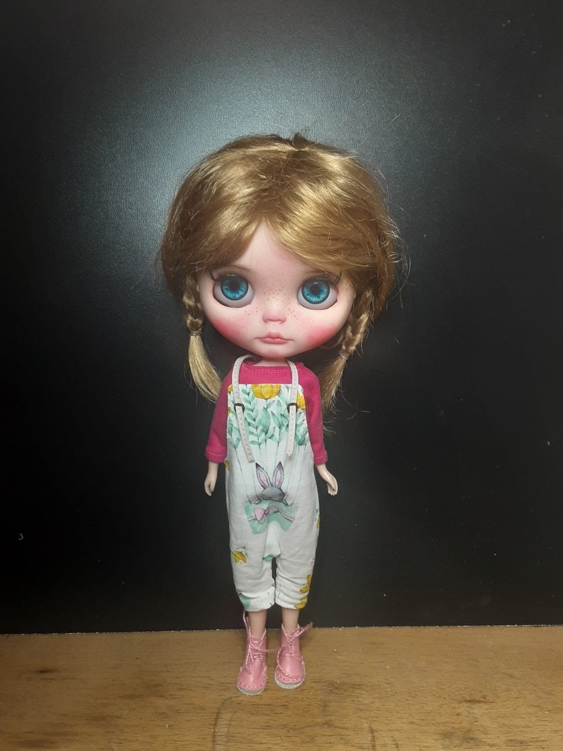 Madelynn – Custom Blythe Doll One-Of-A-Kind OOAK Custom OOAK Blythe Doll