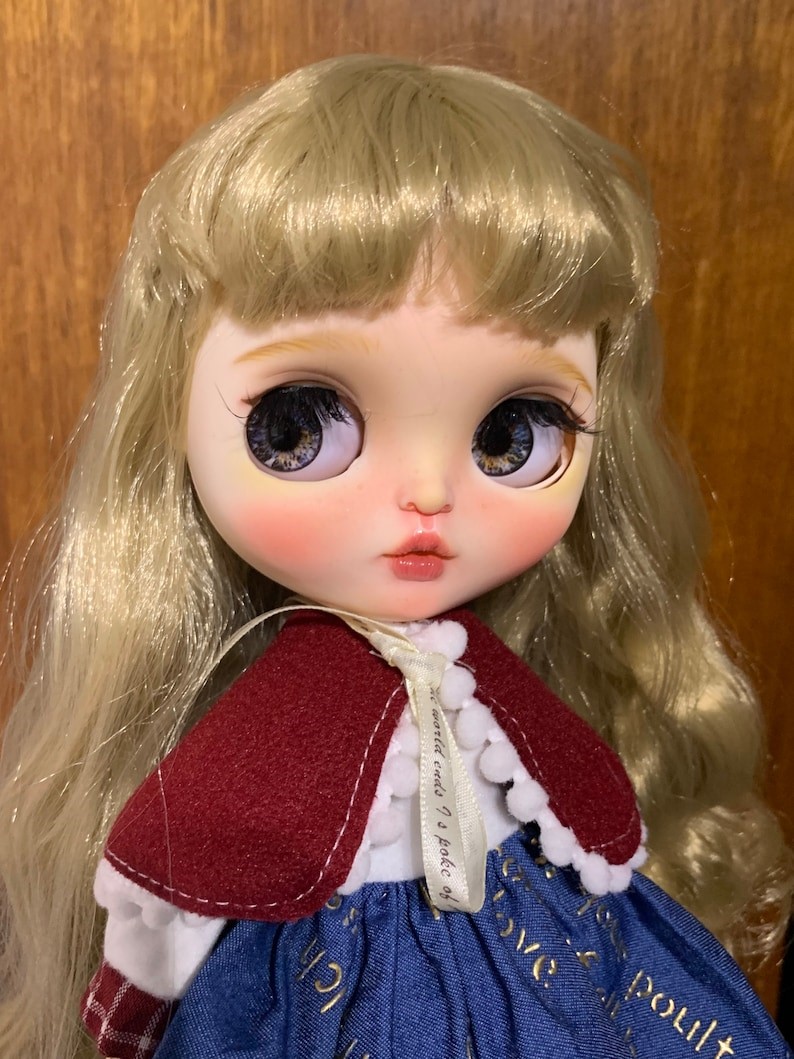 Malani – Custom Blythe Doll One-Of-A-Kind OOAK Custom OOAK Blythe Doll