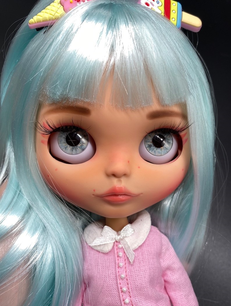 Natalie – Custom Blythe Doll One-Of-A-Kind OOAK Custom OOAK Blythe Doll